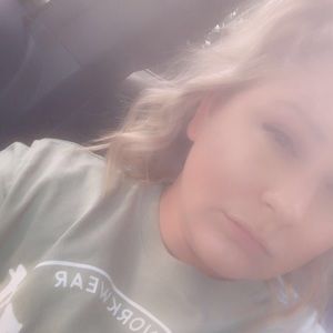 Meet your Posher, Michele